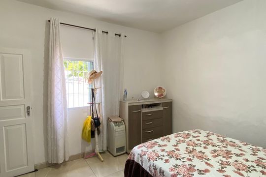 Quarto 1 de casa à venda com 2 quartos, 159m² em Km 18, Osasco