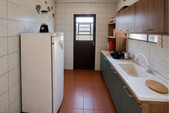 Cozinha de casa à venda com 2 quartos, 106m² em Estância Velha, Canoas