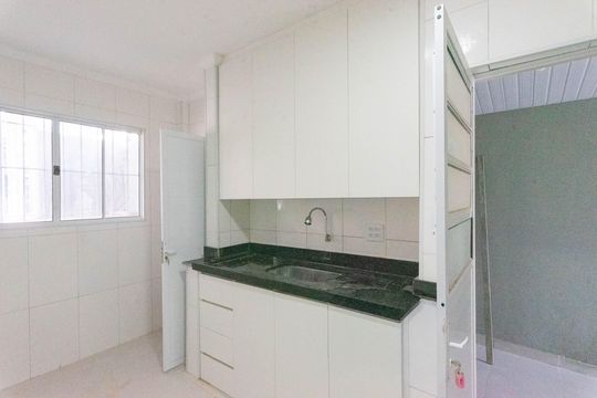 Cozinha de casa para alugar com 3 quartos, 98m² em Jardim dos Oliveiras, Campinas