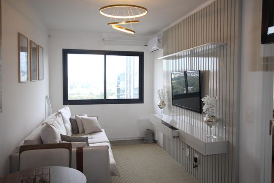 Sala de apartamento à venda com 1 quarto, 45m² em Petrópolis, Porto Alegre