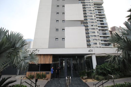 Fachada de apartamento à venda com 1 quarto, 45m² em Petrópolis, Porto Alegre