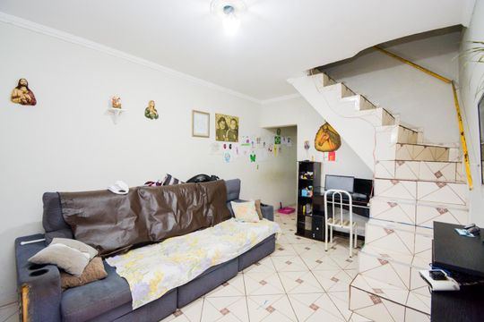 Casa para alugar com 2 quartos, 187m² em Jardim Rosana, Guarulhos