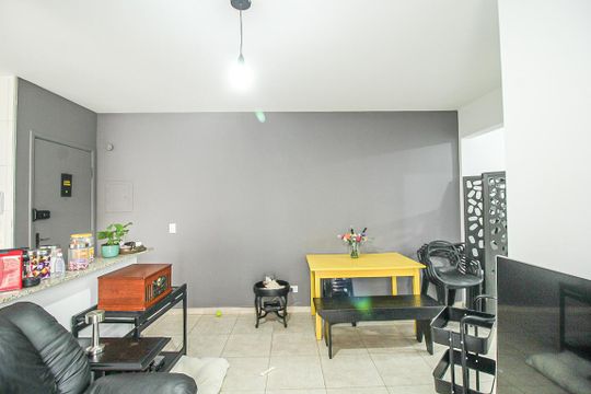 Sala de apartamento à venda com 2 quartos, 57m² em Vila Anglo Brasileira, São Paulo