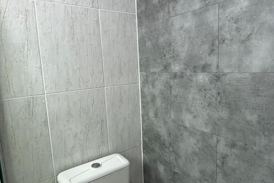 Banheiro de casa à venda com 3 quartos, 250m² em Vila Dora, Santo André