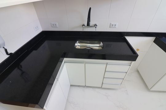 Cozinha e Área de Serviço de apartamento para alugar com 1 quarto, 49m² em Centro, São Bernardo do Campo