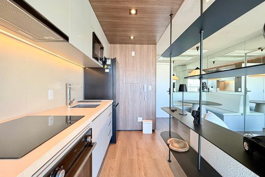 Cozinha de apartamento para alugar com 1 quarto, 38m² em Brooklin, São Paulo