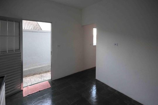 Casa para alugar com 1 quarto, 50m² em Vila Alpina, São Paulo