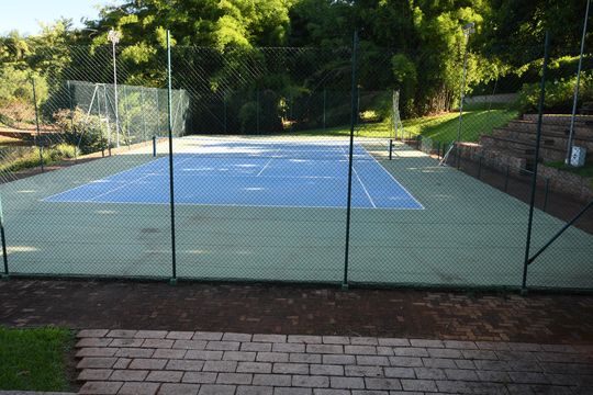 Quadra de casa de condomínio à venda com 4 quartos, 380m² em Vila Hollândia, Campinas