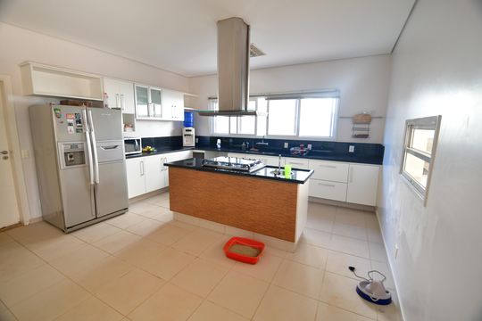 Cozinha de casa de condomínio à venda com 4 quartos, 380m² em Vila Hollândia, Campinas