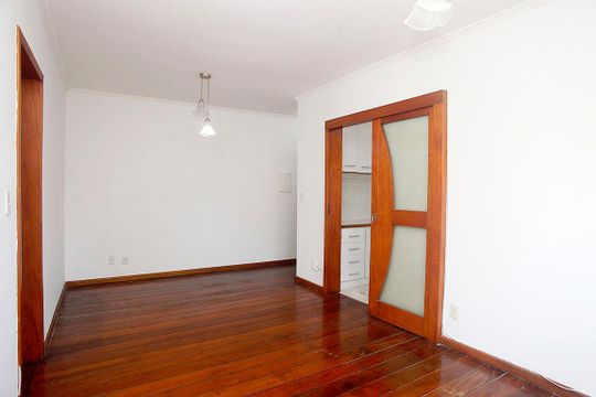 Sala de apartamento para alugar com 3 quartos, 94m² em Santana, Porto Alegre