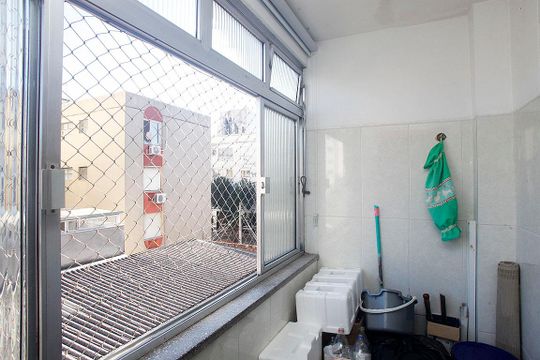 Área de Serviço  de apartamento para alugar com 3 quartos, 94m² em Santana, Porto Alegre