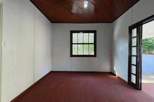 Casa à venda com 2 quartos, 275m² em Centro, Canoas