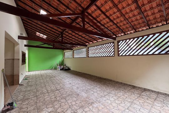Área externa de casa de condomínio para alugar com 5 quartos, 350m² em Camorim, Rio de Janeiro