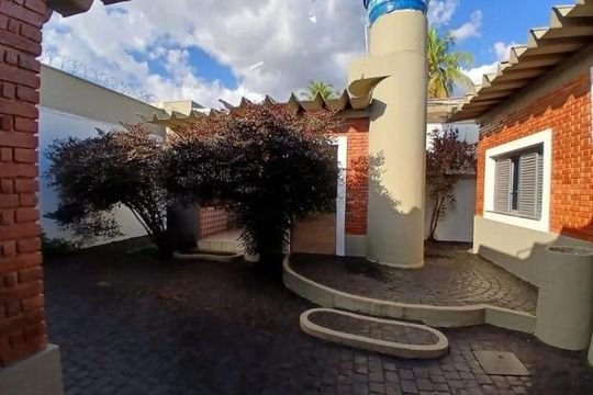 Área Externa de casa para alugar com 4 quartos, 170m² em Tabajaras, Uberlândia