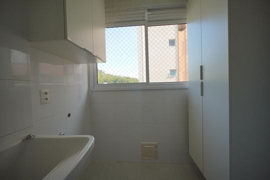 Área de Serviço de apartamento para alugar com 2 quartos, 98m² em Córrego Grande, Florianópolis
