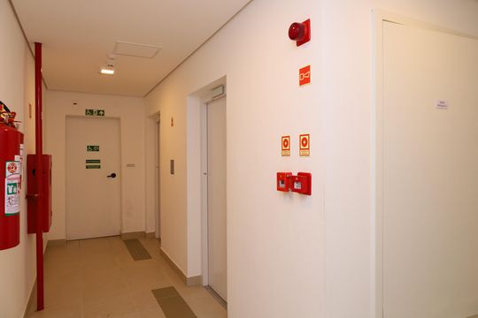 Área comum - Saguão do andar de apartamento à venda com 2 quartos, 31m² em Fazenda Aricanduva, São Paulo