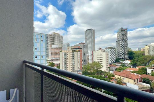 Varanda de kitnet/studio para alugar com 1 quarto, 39m² em Sumarezinho, São Paulo