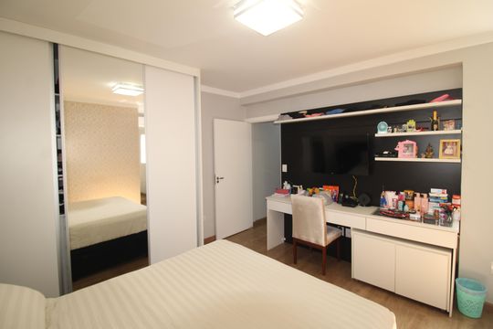Quarto 3 de casa à venda com 3 quartos, 150m² em Vila Mirante, São Paulo