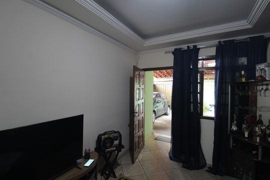 Sala de casa à venda com 2 quartos, 100m² em São João Batista, Belo Horizonte