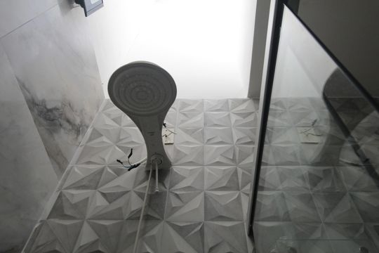 Banheiro Social de casa à venda com 2 quartos, 100m² em São João Batista, Belo Horizonte
