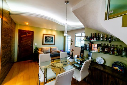 Sala de apartamento à venda com 3 quartos, 165m² em Havaí, Belo Horizonte