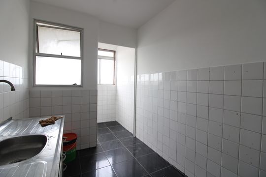 Cozinha de apartamento à venda com 2 quartos, 55m² em Vila Silvia, São Paulo