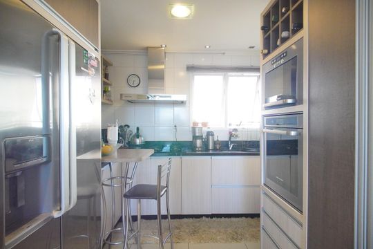 Cozinha de apartamento à venda com 3 quartos, 74m² em Scharlau, São Leopoldo