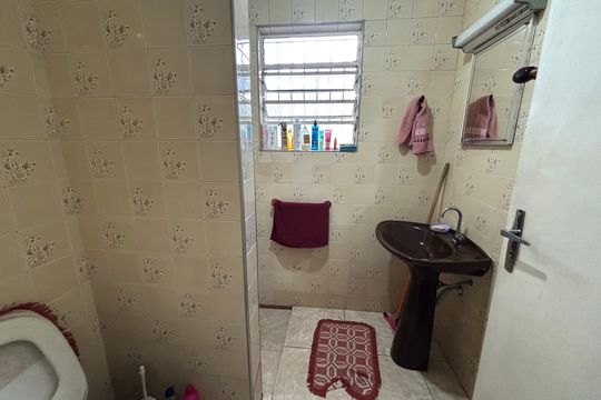 Banheiro 2 de casa à venda com 3 quartos, 210m² em Parque Artur Alvim, São Paulo