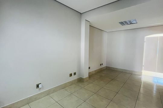 Casa para alugar com 2 quartos, 139m² em Bosque, Campinas