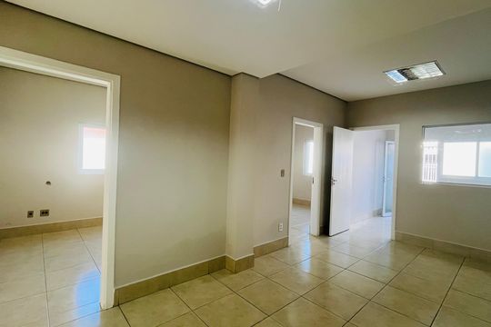 Casa para alugar com 2 quartos, 139m² em Bosque, Campinas