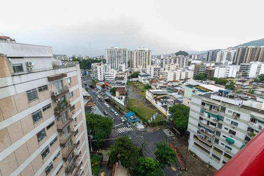 Vista de apartamento à venda com 3 quartos, 150m² em Vila Isabel, Rio de Janeiro