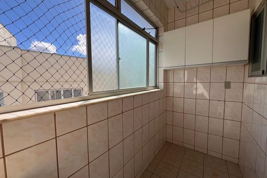 Apartamento para alugar com 2 quartos, 60m² em Manacás, Belo Horizonte