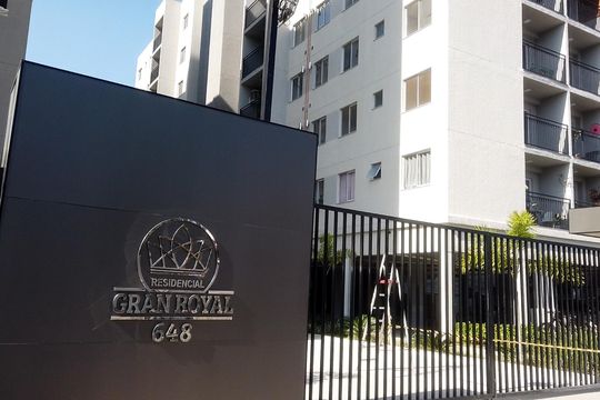 Fachada de apartamento para alugar com 2 quartos, 55m² em Taquara, Rio de Janeiro