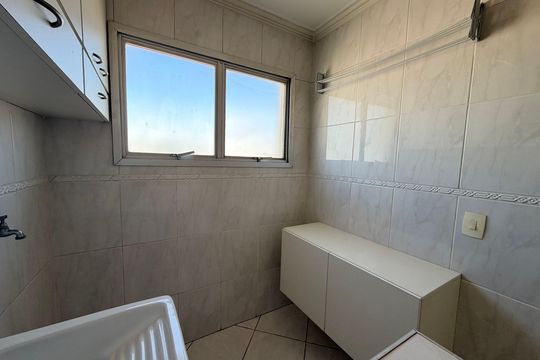 Cozinha de apartamento para alugar com 1 quarto, 50m² em Vila Congonhas, São Paulo