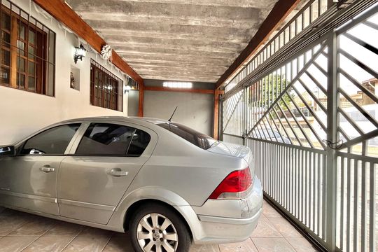 Garagem de casa à venda com 4 quartos, 150m² em Vila Monte Alegre, São Paulo