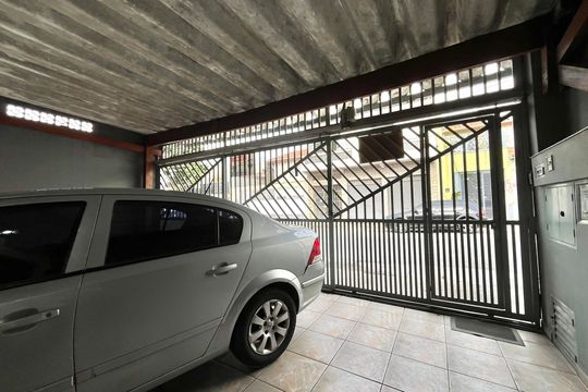 Garagem de casa à venda com 4 quartos, 150m² em Vila Monte Alegre, São Paulo