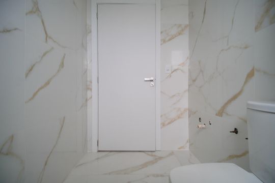 Banheiro da Suíte de apartamento à venda com 3 quartos, 150m² em Morro do Espelho, São Leopoldo