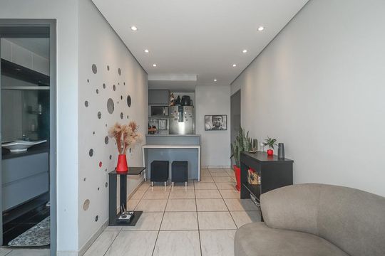 Sala de apartamento à venda com 3 quartos, 65m² em Passo D’areia, Porto Alegre