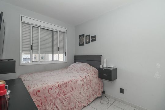 Quarto Suíte de apartamento à venda com 3 quartos, 65m² em Passo D’areia, Porto Alegre