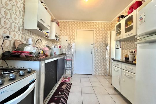 Cozinha de apartamento para alugar com 2 quartos, 66m² em Jardim Oriental, São Paulo