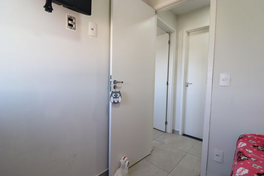 Quarto 2 de apartamento para alugar com 2 quartos, 40m² em Parque Erasmo Assunção, Santo André