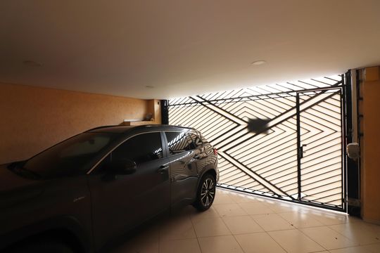 Garagem de casa à venda com 3 quartos, 180m² em Paulicéia, São Bernardo do Campo