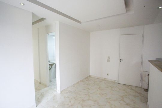 Sala de apartamento para alugar com 2 quartos, 49m² em Anil, Rio de Janeiro