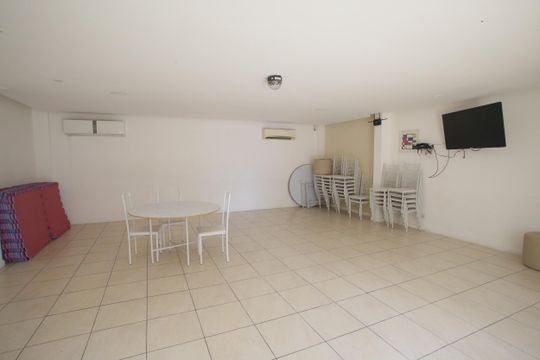 Área comum - Salão de festas de apartamento para alugar com 2 quartos, 49m² em Anil, Rio de Janeiro