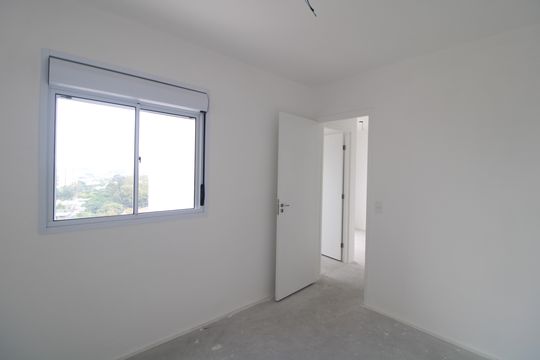 Quarto 1 de apartamento à venda com 2 quartos, 41940m² em Vila Isa, São Paulo