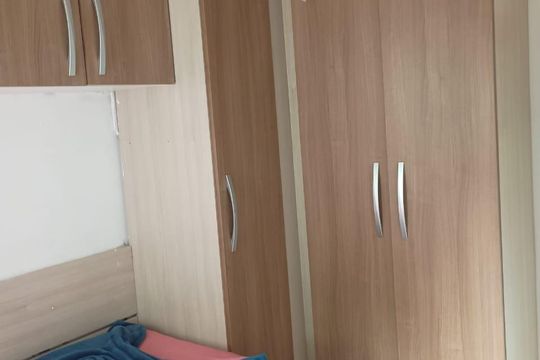 Quarto de apartamento à venda com 2 quartos, 56m² em Chácara Agrindus, Taboão da Serra