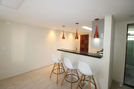Sala / Cozinha de apartamento para alugar com 2 quartos, 44m² em Conjunto Habitacional Santa Etelvina Ii, São Paulo
