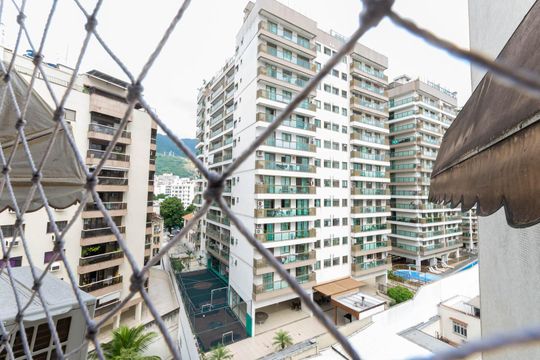 Vista de apartamento à venda com 3 quartos, 210m² em Tijuca, Rio de Janeiro