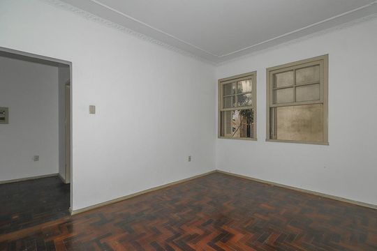 Sala de apartamento à venda com 2 quartos, 72m² em Santa Cecília, Porto Alegre
