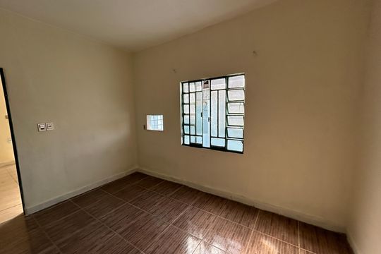 Quarto 1 de casa para alugar com 2 quartos, 85m² em Cabuís, Nilópolis
